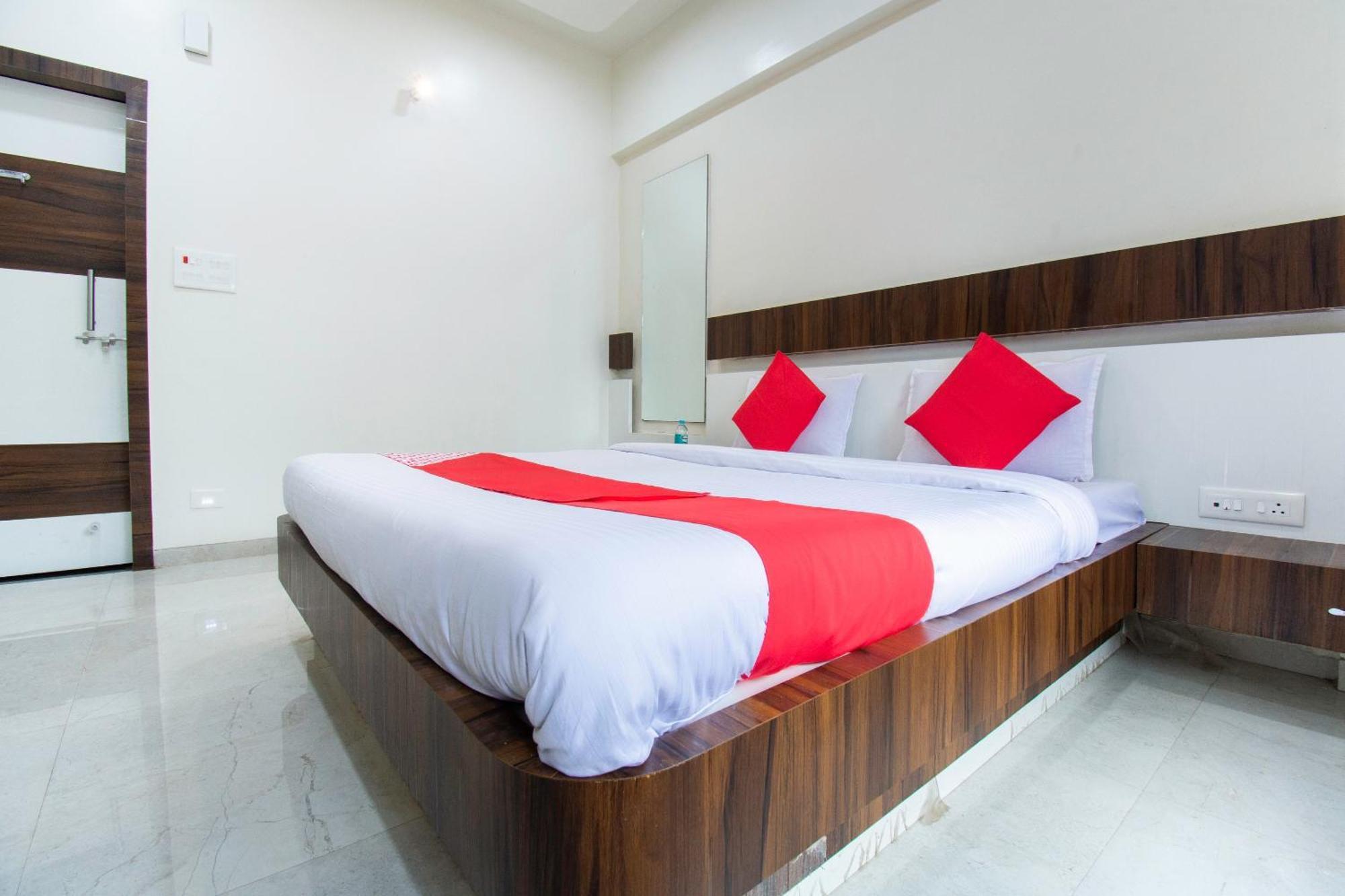 Hotel O Hari Vitthala Palace Sonai Exterior photo